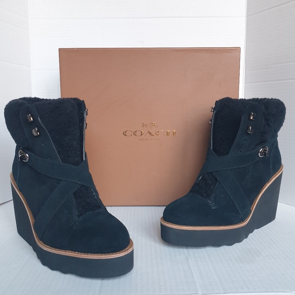 Coach Kenna Black Suede & Real Sheep Fur Wedge Ankle Winter Booties Sz 7.5 - Picture 11 of 16